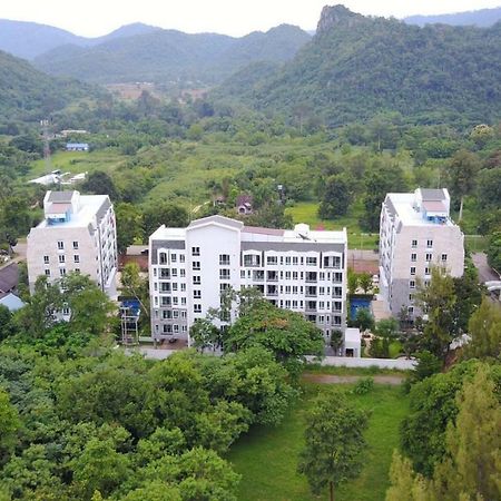 慕斯The Courtyard Khaoyai公寓 外观 照片
